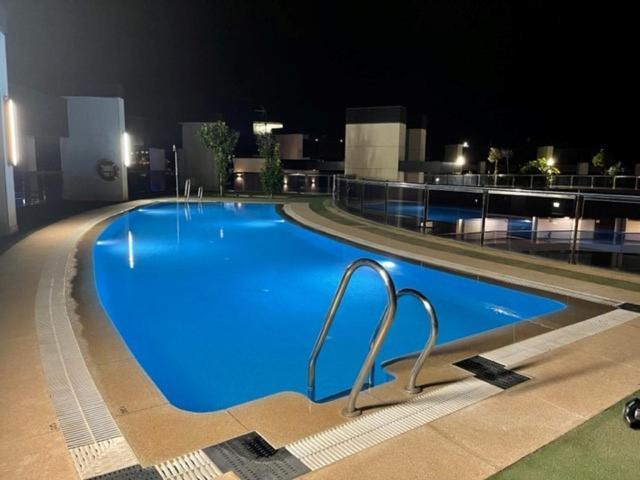 Tecnocordoba Aparcamiento Privado Gratuito Y Piscinaアパートメント エクステリア 写真